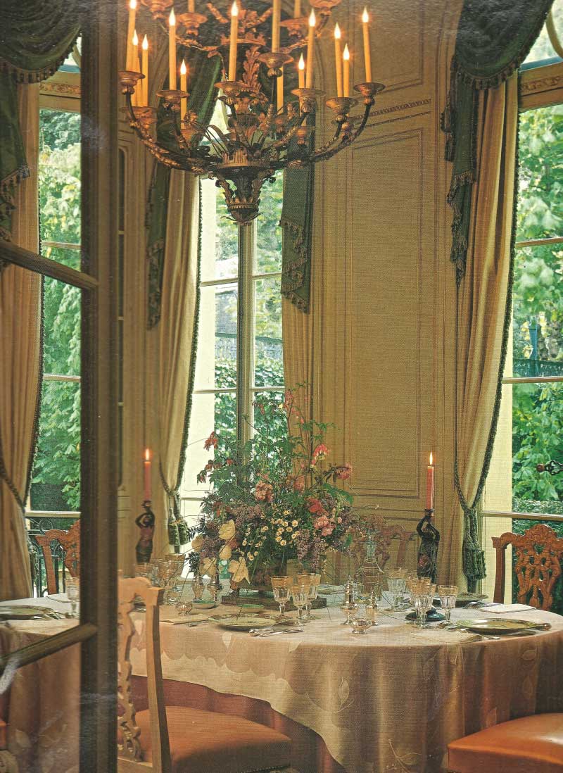 Salon donnant sur un jardin